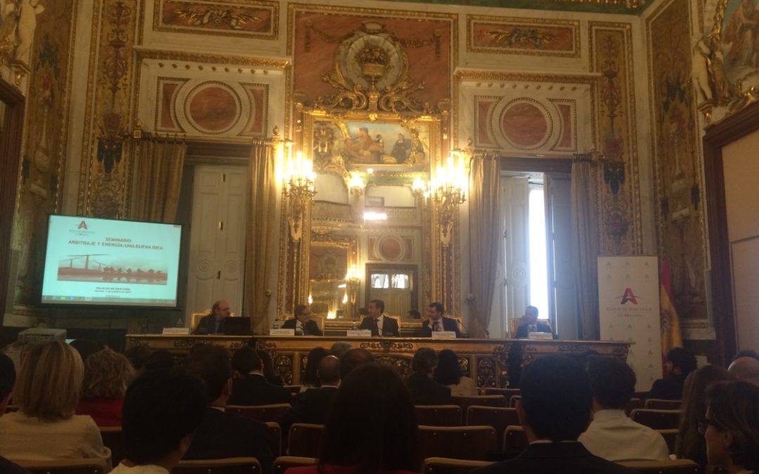 La Corte de Arbitraje de Madrid organizó el exitoso seminario «Arbitraje y Energía: una buena idea»